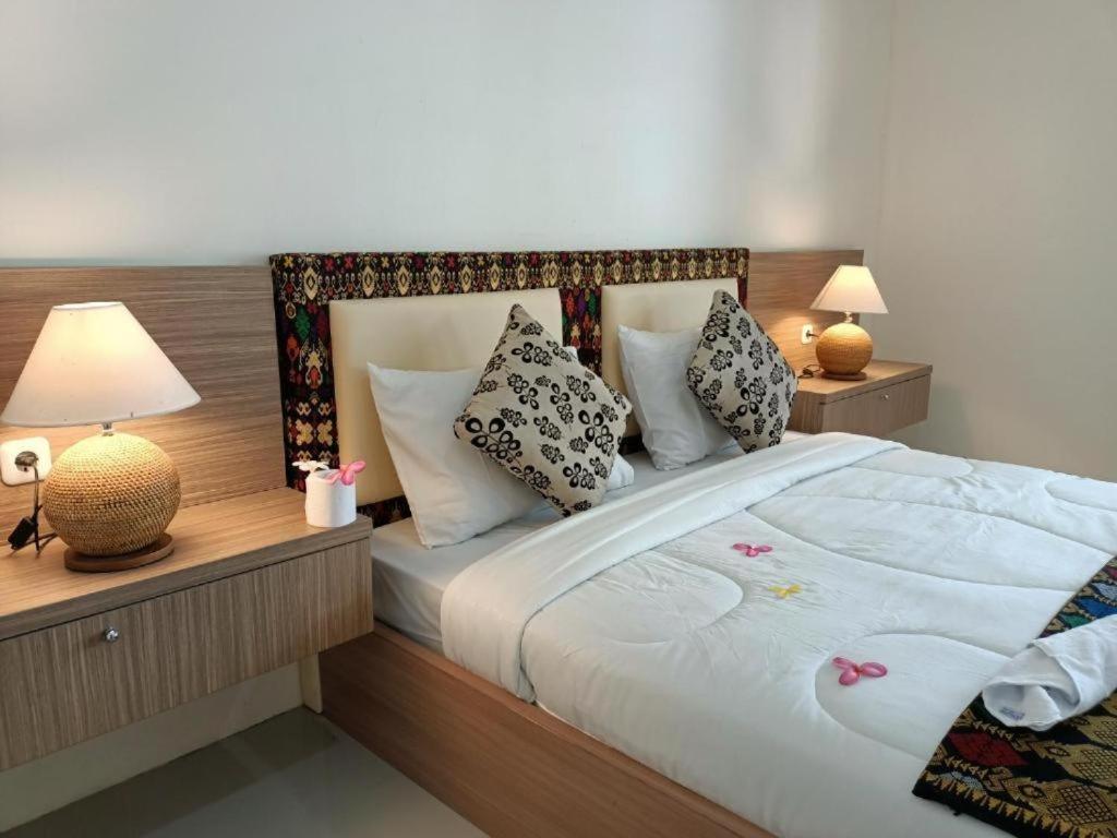 Sapak Bungalow เซอลงเบอลานัก ภายนอก รูปภาพ